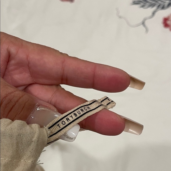 Tory Burch Kira Diamond Quilt Small Convertible Shoulder Bag - Picture 16 of 16